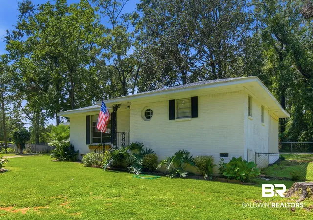 3rd image of 1001 E 9Th St, Bay Minette, AL 36507 | MLS# 409543
