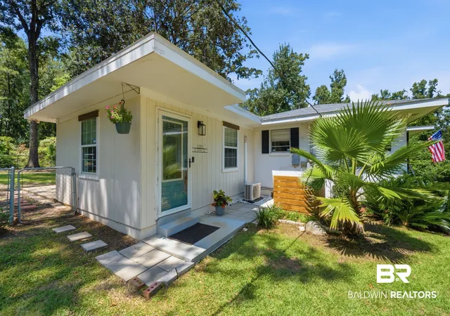 4th image of 1001 E 9Th St, Bay Minette, AL 36507 | MLS# 409543