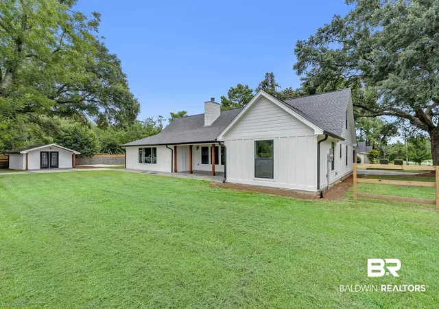 Photo 3 of Single family home for sale at 10951 County Rd 48, Fairhope, AL 36532 | MLS# 399987 | Listing updated on 2026-09-29