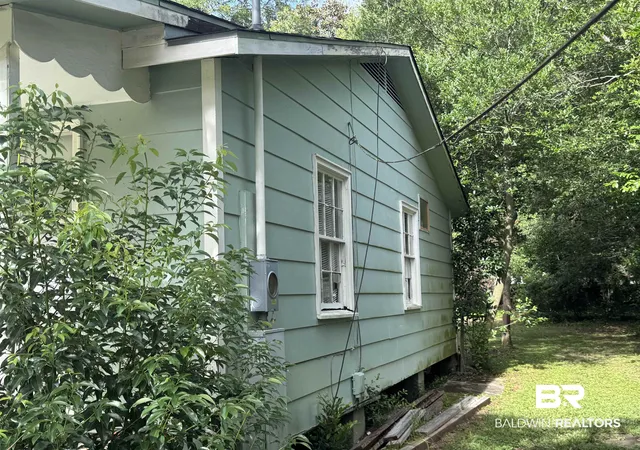 Photo 2 of Single family home for sale at 2504 Old Spanish Trl, Daphne, AL 36526 | MLS# 399808 | Listing updated on 2026-09-12