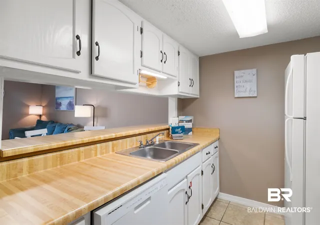 Photo 3 of Townhouse for sale at 344 E Beach Blvd #10, Gulf Shores, AL 36542 | MLS# 393745 | Listing updated on 2026-09-29