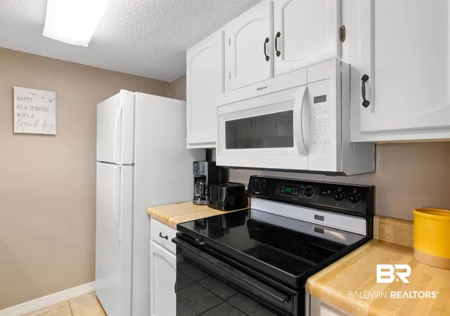 Photo 3 of Townhouse for sale at 344 E Beach Blvd #10, Gulf Shores, AL 36542 | MLS# 393745 | Listing updated on 2026-09-29