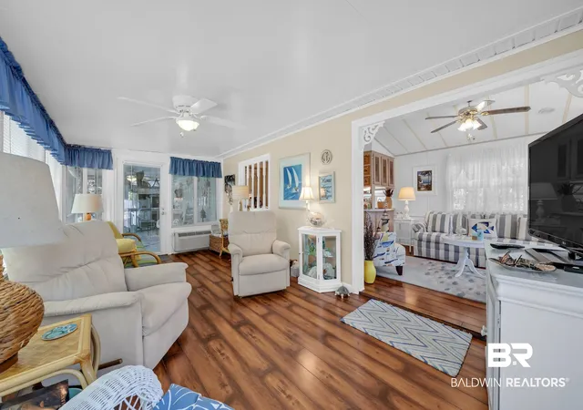 Photo 4 of Single family home for sale at 616 Escambia Loop, Lillian, AL 36549 | MLS# 395764 | Listing updated on 2026-07-30