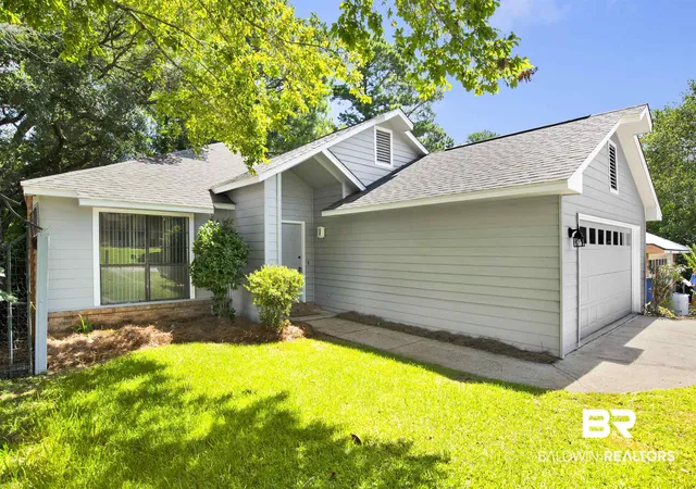 Photo 2 of Single family home for sale at 19 Parma Dr, Daphne, AL 36526 | MLS# 398656 | Listing updated on 2026-09-16