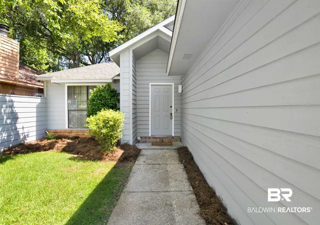 Photo 3 of Single family home for sale at 19 Parma Dr, Daphne, AL 36526 | MLS# 398656 | Listing updated on 2026-09-16