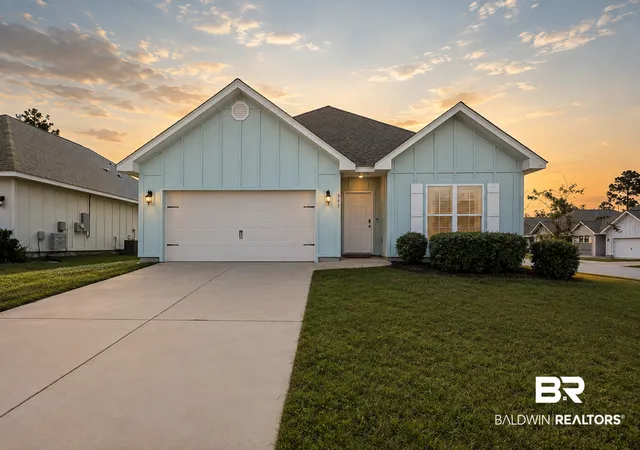 Photo 1 of Townhouse for sale at 395 Landward Dr, Gulf Shores, AL 36542 | MLS# 406761 | Listing updated on 2026-08-18