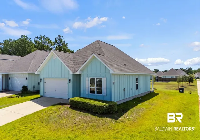 Photo 4 of Townhouse for sale at 395 Landward Dr, Gulf Shores, AL 36542 | MLS# 406761 | Listing updated on 2026-08-18