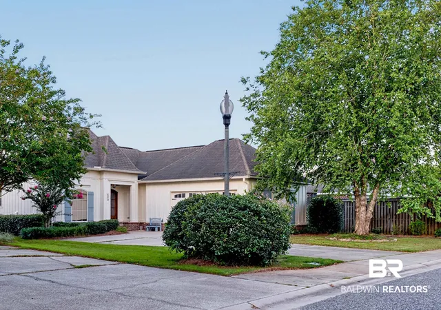 Photo 3 of Sale Pending at 689 Norman Ln, Fairhope, AL 36532 | MLS# 399515 | Listing updated on 2026-09-08