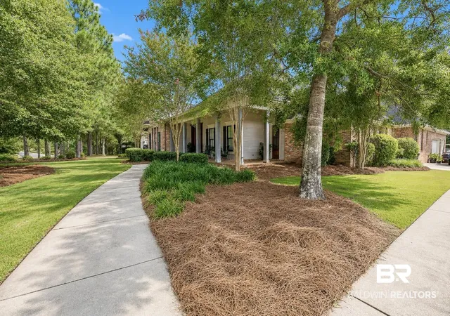Photo 4 of Single family home for sale at 401 Sanctuary Cvs, Fairhope, AL 36532 | MLS# 398932 | Listing updated on 2026-09-28