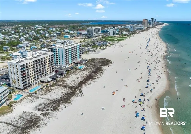 Photo 4 of Townhouse for sale at 333 W Beach Blvd #310, Gulf Shores, AL 36542 | MLS# 398733 | Listing updated on 2026-09-16