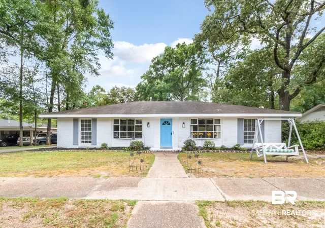 1st image of 4587 N Woodcliff Dr, Mobile, AL 36693 | MLS# 399652