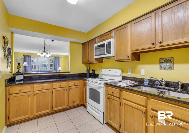 Photo 3 of Townhouse for sale at 1872 W Beach Blvd #I-102, Gulf Shores, AL 36542 | MLS# 394626 | Listing updated on 2026-08-02