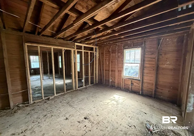 Photo 2 of Single family home for sale at 158 3rd Avenue, Chickasaw, AL 36611 | MLS# 399651 | Listing updated on 2026-08-10