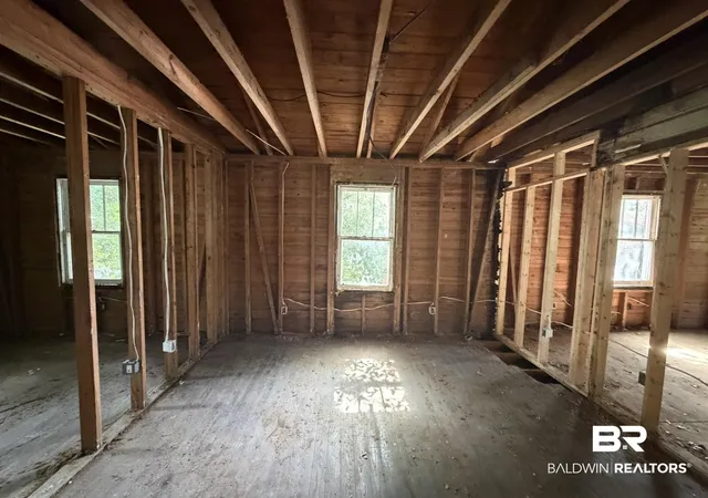 Photo 3 of Single family home for sale at 158 3rd Avenue, Chickasaw, AL 36611 | MLS# 399651 | Listing updated on 2026-08-10