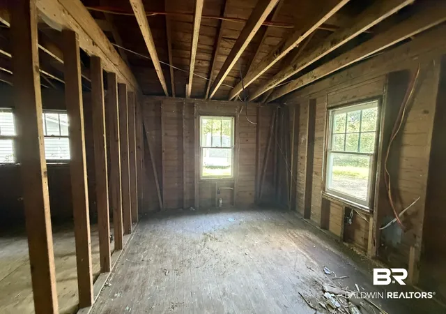 Photo 3 of Single family home for sale at 158 3rd Avenue, Chickasaw, AL 36611 | MLS# 399651 | Listing updated on 2026-08-10