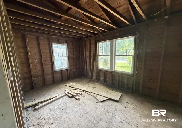Photo 4 of Single family home for sale at 158 3rd Avenue, Chickasaw, AL 36611 | MLS# 399651 | Listing updated on 2026-08-10