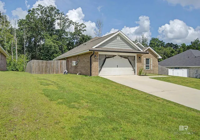 Homes for sale in Robertsdale, AL | 22976 Ridgewood Dr, Robertsdale, AL 36567 | MLS# 398989