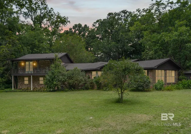 Homes for sale in Fairhope, AL | 8624 Morphy Avenue, Fairhope, AL 36532 | MLS# 398582