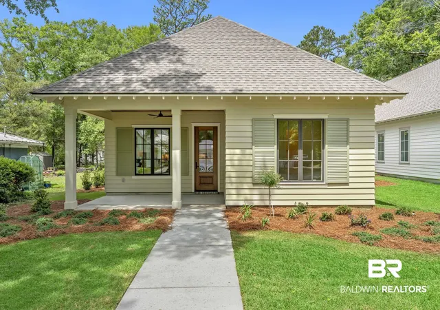 Photo 1 of Single family home for sale at 410 Azalea St #102, Fairhope, AL 36532 | MLS# 396487 | Listing updated on 2026-10-20