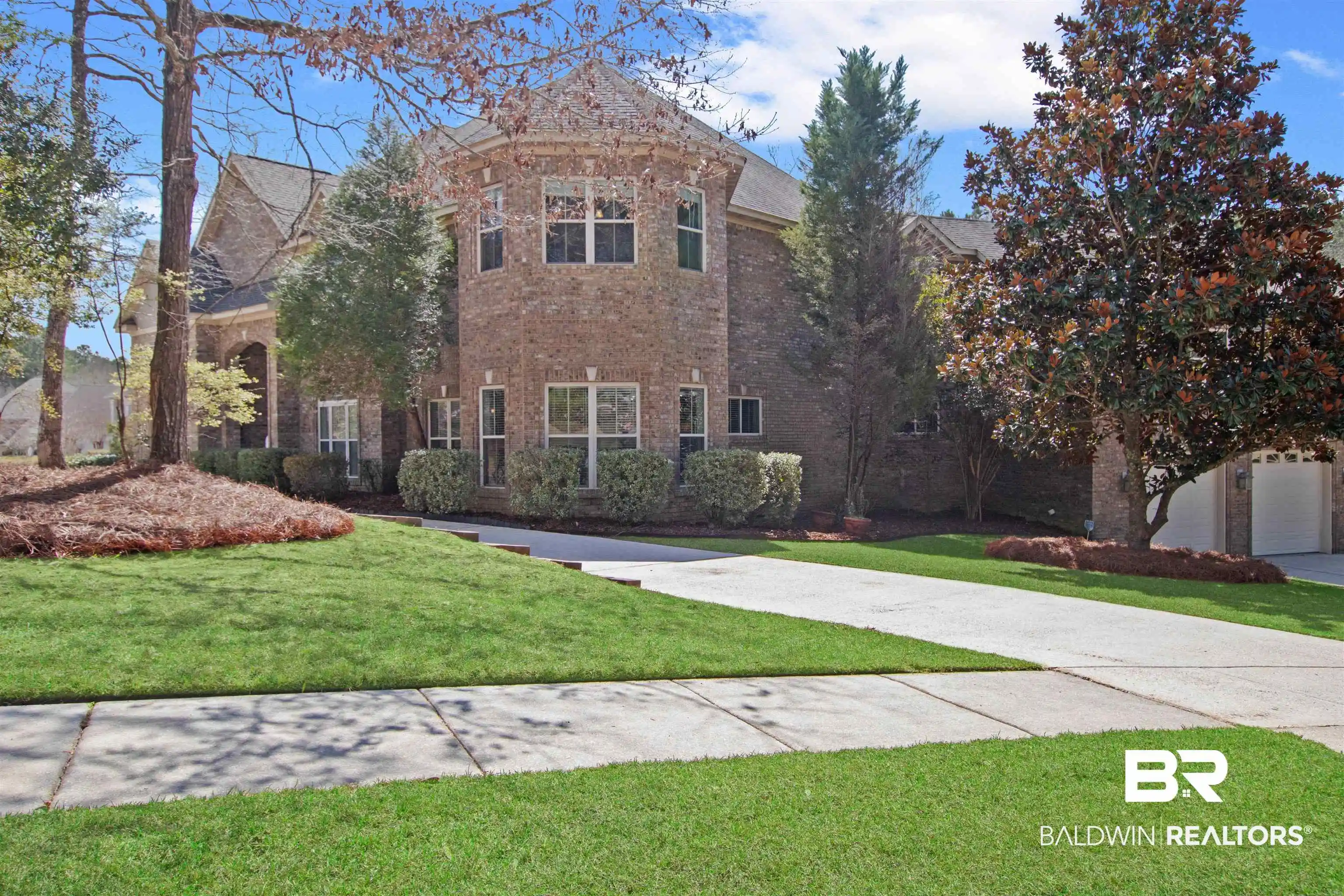 Photo 1 of Single family home for sale at 33585 Alder Cir, Daphne, AL 36527 | MLS# 393083 | Listing updated on 2026-10-27
