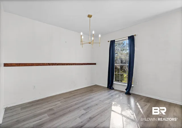 Photo 4 of Single family home for sale at 3016 Colburn Dr, Mobile, AL 36606 | MLS# 394127 | Listing updated on 2026-09-23