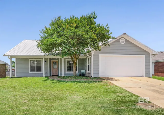 Homes for sale in Gulf Shores, AL | 16819 Patricia Dr, Gulf Shores, AL 36542 | MLS# 398481