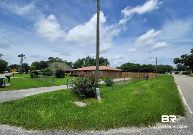 18th image of 200 W Sycamore Ave, Foley, AL 36535 | MLS# 398721