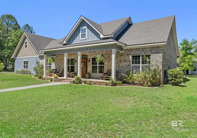 Homes for sale in Robertsdale, AL | 27951 Northcutt Lane, Robertsdale, AL 36567 | MLS# 396138