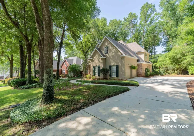 Photo 3 of Single family home for sale at 104 Pebble Ct, Fairhope, AL 36532 | MLS# 393449 | Listing updated on 2026-09-15