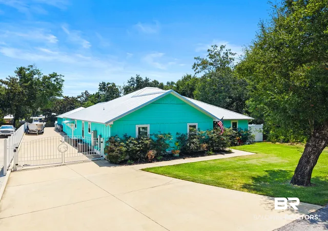 Photo 3 of Single family home for sale at 28816 Sampson Ave, Orange Beach, AL 36561 | MLS# 406595 | Listing updated on 2026-08-05