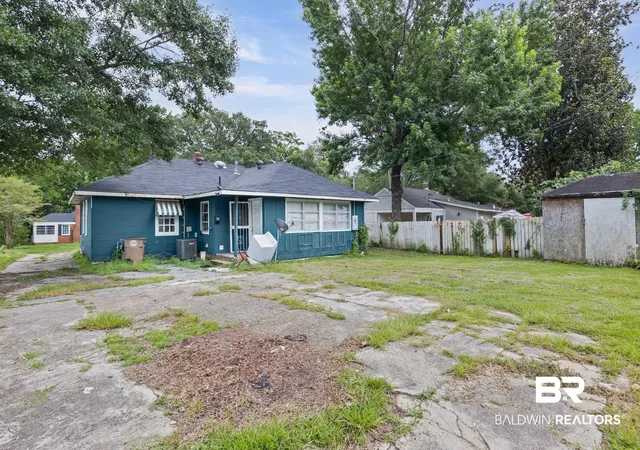 14th image of 160 Glenn Ave, Mobile, AL 36606 | MLS# 398162