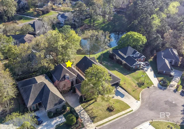 Homes for sale in Fairhope, AL | 105 North Creek Circle, Fairhope, AL 36532 | MLS# 398840