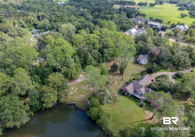 Photo 4 of Single family home for sale at 15000 Van Wezel Ln, Magnolia Springs, AL 36555 | MLS# 381248 | Listing updated on 2026-08-02