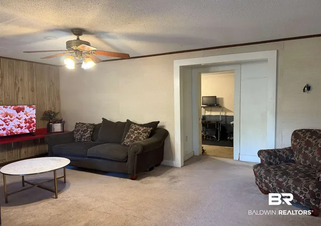 Photo 3 of Sale Pending at 1401 Forest Ridge Rd, Mobile, AL 36618 | MLS# 398773 | Listing updated on 2026-09-02