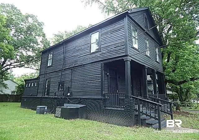 Photo 3 of Single family home for sale at 864 Pettus St, Mobile, AL 36603 | MLS# 396805 | Listing updated on 2026-08-17