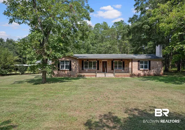 Photo 1 of Single family home for sale at 21246 Lawrence Rd, Fairhope, AL 36532 | MLS# 400017 | Listing updated on 2026-08-26