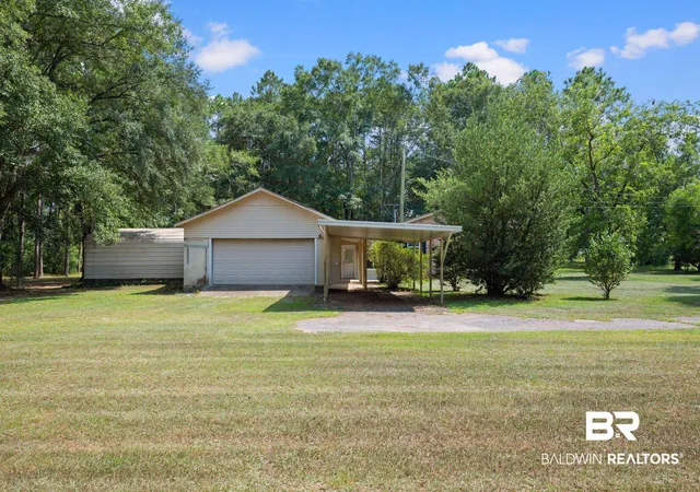 Photo 2 of Single family home for sale at 21246 Lawrence Rd, Fairhope, AL 36532 | MLS# 400017 | Listing updated on 2026-08-26