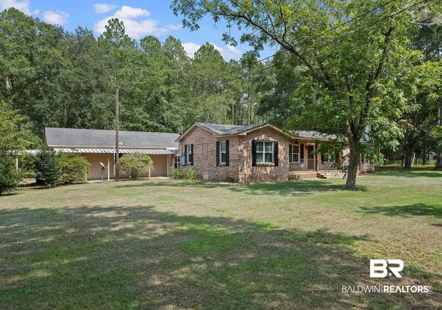 Photo 3 of Single family home for sale at 21246 Lawrence Rd, Fairhope, AL 36532 | MLS# 400017 | Listing updated on 2026-10-01