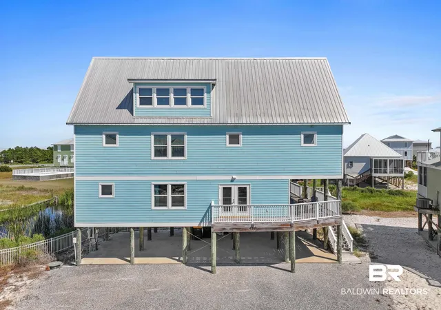 Photo 3 of Single family home for sale at 450 S Breakers Ln, Gulf Shores, AL 36542 | MLS# 400211 | Listing updated on 2026-08-31