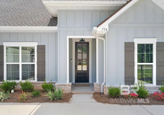 Homes for sale in Fairhope, AL | 756 Culpeo Avenue, Fairhope, AL 36532 | MLS# 397541