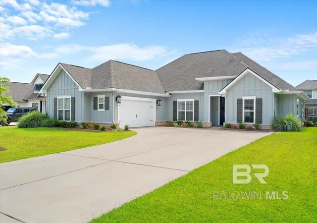 Homes for sale in Fairhope, AL | 756 Culpeo Avenue, Fairhope, AL 36532 | MLS# 397541