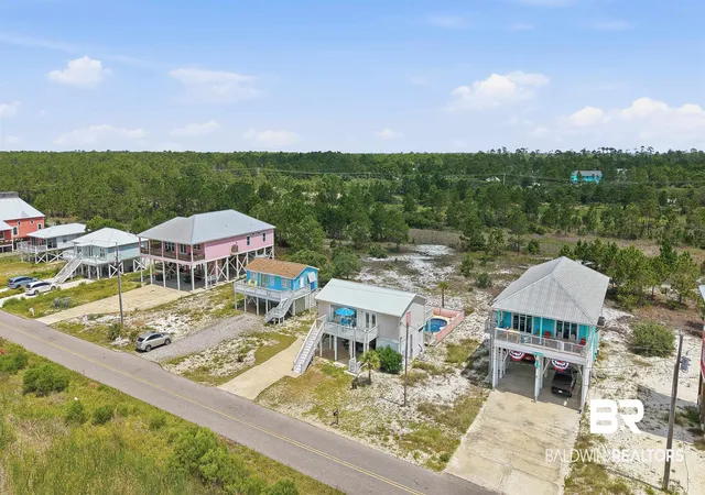 Photo 3 of Single family home for sale at 5615 Pizarro Ave, Gulf Shores, AL 36542 | MLS# 398997 | Listing updated on 2026-08-21