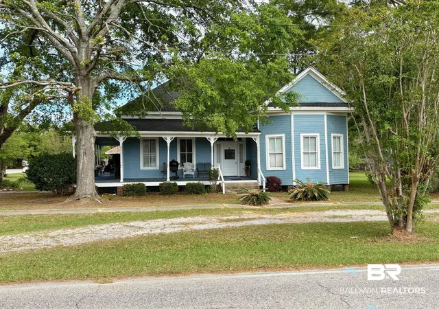 2nd image of 300 Mcmillan Ave, Bay Minette, AL 36507 | MLS# 394555