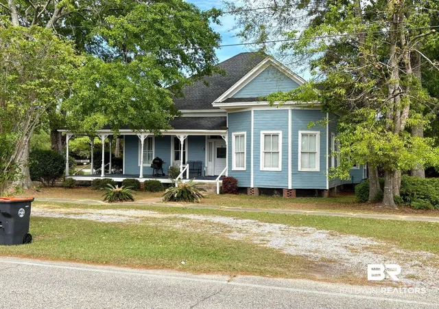 Photo 3 of Multi family home for sale at 300 Mcmillan Ave, Bay Minette, AL 36507 | MLS# 394555 | Listing updated on 2026-08-02