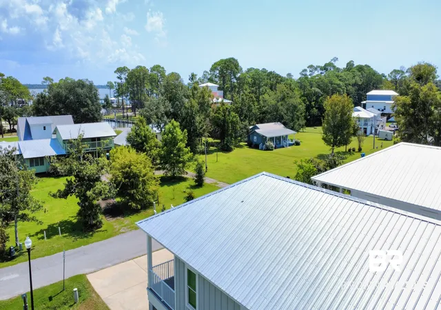 Photo 4 of Single family home for sale at 27094 Magnolia Dr, Orange Beach, AL 36561 | MLS# 409728 | Listing updated on 2026-08-27