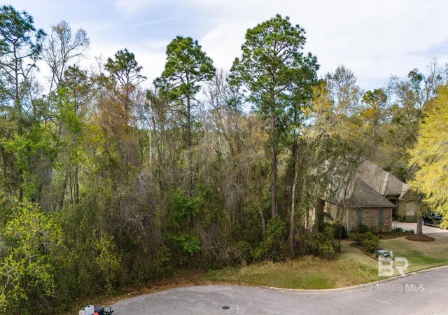 Homes for sale in Fairhope, AL | 120 Mcintosh Bluff Road, Fairhope, AL 36532 | MLS# 393884