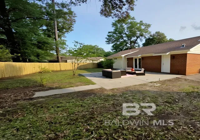 Homes for sale in Mobile, AL | 6505 Princeton Woods Dr, Mobile, AL 36618 | MLS# 397760