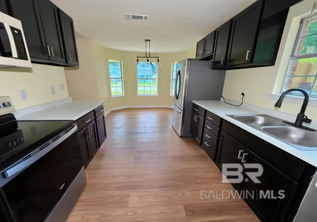 Homes for sale in Mobile, AL | 6505 Princeton Woods Dr, Mobile, AL 36618 | MLS# 397760