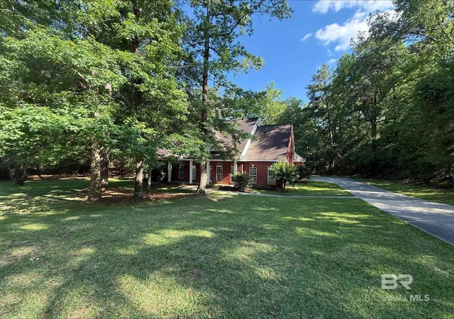 Homes for sale in Brewton, AL | 154 Brooks Boulevard, Brewton, AL 36426 | MLS# 386855