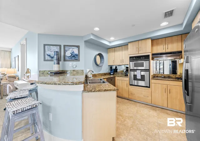 Photo 3 of Townhouse for sale at 521 W Beach Blvd #2202, Gulf Shores, AL 36542 | MLS# 409100 | Listing updated on 2026-09-21